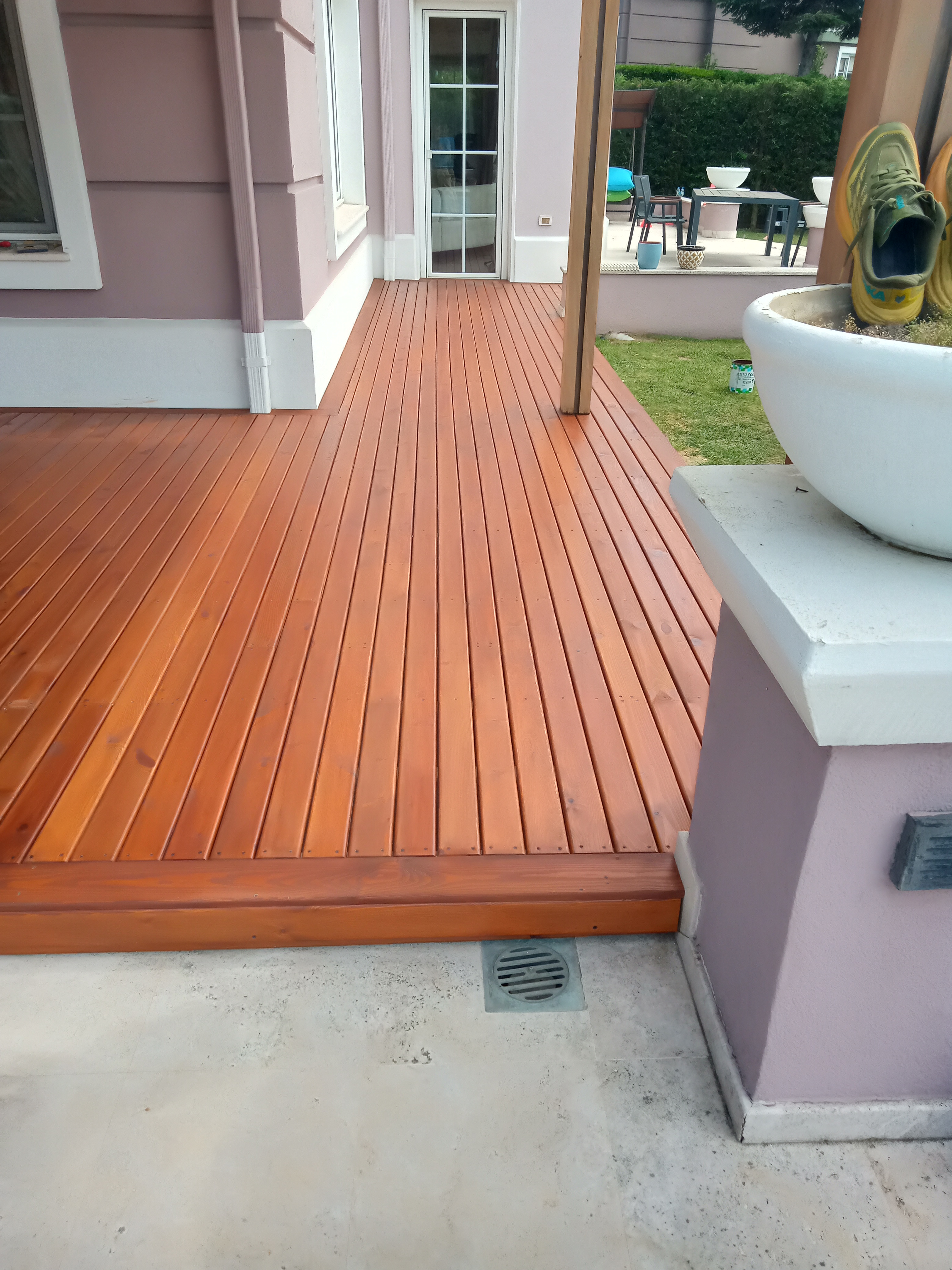 Çam ağacı deck